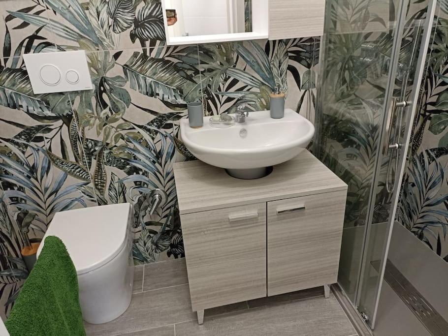 Iris Apartment, Comfort E Stile Nel Cuore Di Bisceglie Zewnętrze zdjęcie